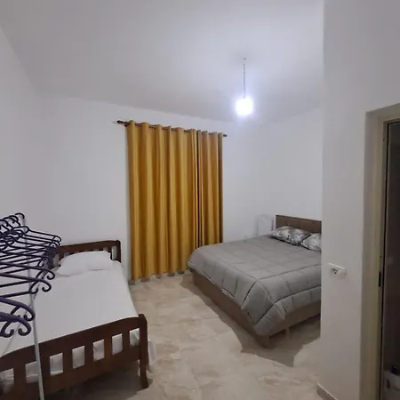 Bujtina Ismet Gjeli Guest house *