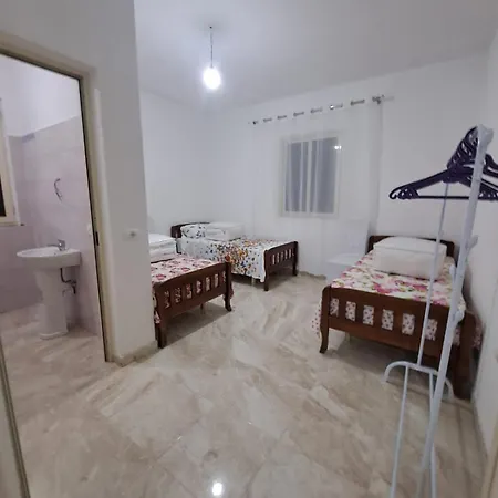 Bujtina Ismet Gjeli Guest house *